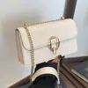 Bolsa feminina versátil, nova, simples e estilosa, estilo coreano, personalizada, para uso transfronteiriço, bolsa quadrada pequena, bolsa de ombro feminina retrô para usar na transversal