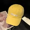 Gorra de Béisbol Bordada con Letras Rojas para Mujer, Ala Ancha, Efecto Adelgazante del Rostro, Gorra Versátil Estilo Coreano para Circunferencia de Cabeza Grande