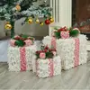 Decoración navideña arte en hierro caja de regalo luminosa juego de tres piezas adorno de exhibición arreglo de escena de árbol de Navidad