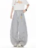 Calça Casual Xadrez com Pingente de Estrela para Homens, Calça de Verão Ampla e Fluida, Calça Reta Solta Estilo Preguiçoso Comprimento Total