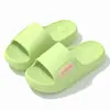 Control de Precios 9.9Zapatillas súper cómodas de EVA para mujer, de interior, para verano, para baño, antideslizantes, de suela suave, para pareja, para el hogar, modernas para hombre