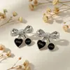Pendientes de Letra con Lazo de Lujo Ligero para Mujer, Pendientes de Nicho Modernos y Sencillos con un Diseño de Alta Gama, Exquisitos y Populares Accesorios para Orejas