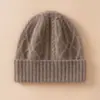 Gorro de Punto 100% Cachemira para Mujer Otoño e Invierno, Tejido de Trenza, Protección Cálida para Orejas, Sombrero de Lana Versátil de Color Sólido, Casual