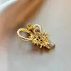 Broche Geométrico de Perlas de Alta Gama para Mujer, Accesorio de Ropa para Prevenir la Exposición, Broche Exquisito de Lujo Ligero con Diseño de Moda
