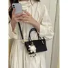 Bolsa de alta qualidade com padrão trançado de nicho para mulheres, nova moda 2026, bolsa transversal versátil retrô, bolsa de mão, bolsa saco