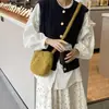 2025 Bolsa de Ovo Caseira Macaron Pelúcia Oval Fofa Pequena Transversal de Ombro Feminina Estilo Novo Ins