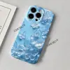 Una funda de teléfono de mariposa de cristal azul, delicada y translúcida, adecuada para todos los modelos de Apple, que ofrece una sensación ultradelgada como si el teléfono estuviera desnudo y cobertura total.