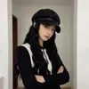Boina de Moda Japonesa Más Vendida con Pelo Sintético Esponjoso Desmontable para Peinar, Peluca en Stock