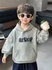Sudadera con capucha bordada y retazos para niños de primavera y otoño, sudadera con capucha elegante estilo coreano para niños, top casual para niños pequeños y mayores