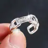 Anillo de luz para mujer lujo alta gama no se decolora anillo de dedo apertura círculo liso exagerado circón diseño de nicho sentido de la moda joya de mano