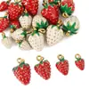 Pingente de Morango Branco Vermelho Óleo Sólido Tridimensional de Aço Inoxidável Acessórios DIY Pingente de Chaveiro de Bolsa