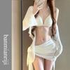 Bikini de cuatro piezas dividido estilo hada blanco 2023 nuevo traje de baño para mujer con cordones hueco junto al mar vacaciones en aguas termales