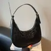 Bolsa de Axila Versátil Nueva de Otoño 2025 Estilo Retro para Mujer, Bolso de Hombro Versátil, Bolso de Mano Esmerilado