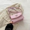 Bolsa de nicho suave borboleta 2024 primavera e verão nova bolsa transversal de ombro para todos os jogos Bolsa quadrada pequena estilo coreano para mulheres