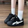 Zapatos Casuales Versátiles Nuevos de Verano 2025 Estilo Pareja Original de Nicho Zapatos de Entrenamiento Moral de Suela Gruesa Tenis Negros para Mujer