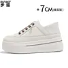 Sapatos para Aumentar Altura de 7cm para Mulheres Baixinhas, Tênis Brancos de Couro Genuíno com Solado Grosso, Novo Modelo 2026, Sapatos Casuais de Uso Duplo, Sapatos Esportivos