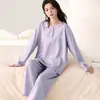 Pijama de algodón elástico de manga larga y pantalón largo de otoño, nuevo al por mayor para mujer, cuello redondo, se puede usar en el exterior, conjunto de dos piezas para el hogar