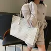 Bolso de Hombro Retro Transfronterizo 2025 Nuevo Versátil para Viajes Diarios Casual Bolso Tote de Axila Bolso de Mano de Comercio Exterior para Mujeres