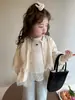 Tops Casuales para Niñas 2025 Ropa Nueva de Primavera y Otoño para Niños Bebés Niñas Pequeñas Tops con Parches de Malla Estilo Moderno
