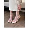 Tacones Altos Blancos Lechosos Super Adelgazantes de Punta Abierta para Mujer, Tacones de Aguja, Nuevos Sandalias Elegantes Estilo Francés 2025 con Punta Cuadrada y una Sola Tira