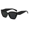 Gafas de Sol Retro Cat-Eye Anchas Templadas, Estilo Celebridad de Internet, Montura Cuadrada Negra, Unisex, 3972