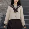 Conjunto de Uniforme JK Marinero de Dos Piezas Color Té con Leche Japonés para Mujer, Manga Larga, Estilo Uniforme Escolar, Corbata de Lazo Bordada, Falda Plisada, Otoño/Invierno