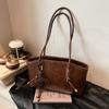 Textura Bolsa Retro de Alta Qualidade Feminina 2025 Nova Moda Textura Bolsa de Ombro Popular Bolsa de Passageiro com Axila