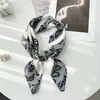 Lenço Quadrado de Seda Retrô Coreano com Estampa Paisley e Toque de Luxo, Combinado com uma Camisa, Lenço Quadrado Versátil para Cintura, Xale, Protetor de Pescoço