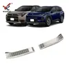 Adecuado para Toyota RAV4 modelos 26, parachoques trasero modificado con tira de umbral incorporada, protector antiarañazos de acero inoxidable