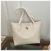 Bolsa de Hombro Rosa Kitty de Nicho para Mujer Primavera/Verano Transfronteriza Dopamina Hello Kitty Gran Capacidad para Viajes
