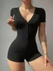 Nuevo Mono Corto de Mujer Estilo Europeo y Americano de Amazon, Color Sólido, Ajustado, Casual, Abotonado, Moderno, Manga Corta, Cuello en V, Sexy