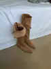 Botas Koreanas de Bico Fino com Fivela e Pregas, Cano Médio, Estilo Slouch, Altura Interna de 4cm, Novidade 2026, Botas Western, Botas Elásticas