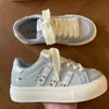 Tênis de cadarço de nicho de alta moda estilo coreano para mulheres, novo modelo primavera-verão 2026, mocassins estudantis emagrecedores e versáteis