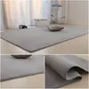 Tapete de sala de cor sólida minimalista em fleece de coral, tapete de resfriamento, tapete de tatame de área grande com pelo baixo para quarto ao lado da cama
