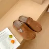 Pantuflas cerradas retro estilo francés, nuevos mocasines casuales otoño/invierno 2026, medias pantuflas Birkenstock versátiles de dedo dividido