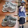 Zapatillas deportivas para niños, nuevo modelo 2026, zapatillas de correr para niños, unisex, ligeras, antideslizantes, versátiles, zapatillas de papá para niños