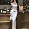 Vestido Minimalista de Tirantes Cruzados Estilo Francés para Mujer, Ceñido a la Cintura, Adelgazante, Vestido Largo con Abertura, Vestido Bodycon Kendall Jenner, Modelo Nuevo