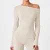 Top de yoga ombro a ombro de manga longa, estilo europeu e americano, para mulheres, com design transparente, elástico e justo ao corpo, perfeito como camiseta fitness ou camada interna esportiva