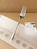 Retro Europeo Lujo Ligero Acero Inoxidable 304 Cubiertos Occidentales Cuchillo Tenedor Cuchara Set de Alta Estética Restaurante Hotel Bistec