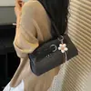 Bolso Cruzado de Hombro Versátil Nuevo Coreano Casual de Gran Capacidad a la Moda para Mujer Bolso de Mano Estilo Japonés Color Sólido Nicho 2026