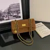 Bolsa de ombro feminina com corrente em padrão de diamante texturizado fosco retrô, estilo outono, versátil e chique, com toque de luxo, pode ser usada como bolsa de ombro ou bolsa transversal