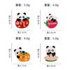 Broche de panda auspicioso original creativo fresa manzana caricatura lindo panda Ping An alegría goteando insignia insignia insignia