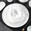Ajuar de Mesa de Hotel de Alta Gama Juego de Vajilla de Porcelana de Hueso, Tazones Especiales, Platos, Tazas, Habitaciones Privadas, Concepción Artística del Paisaje para Clubes de Hotel