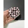 Tela de Microfibra Estampada Elegante de 6.6cm Flor Camelia Flor Pequeña Fragante Joyería Flor para Zapato Broche de Solapa Pinza para el Cabello Broche