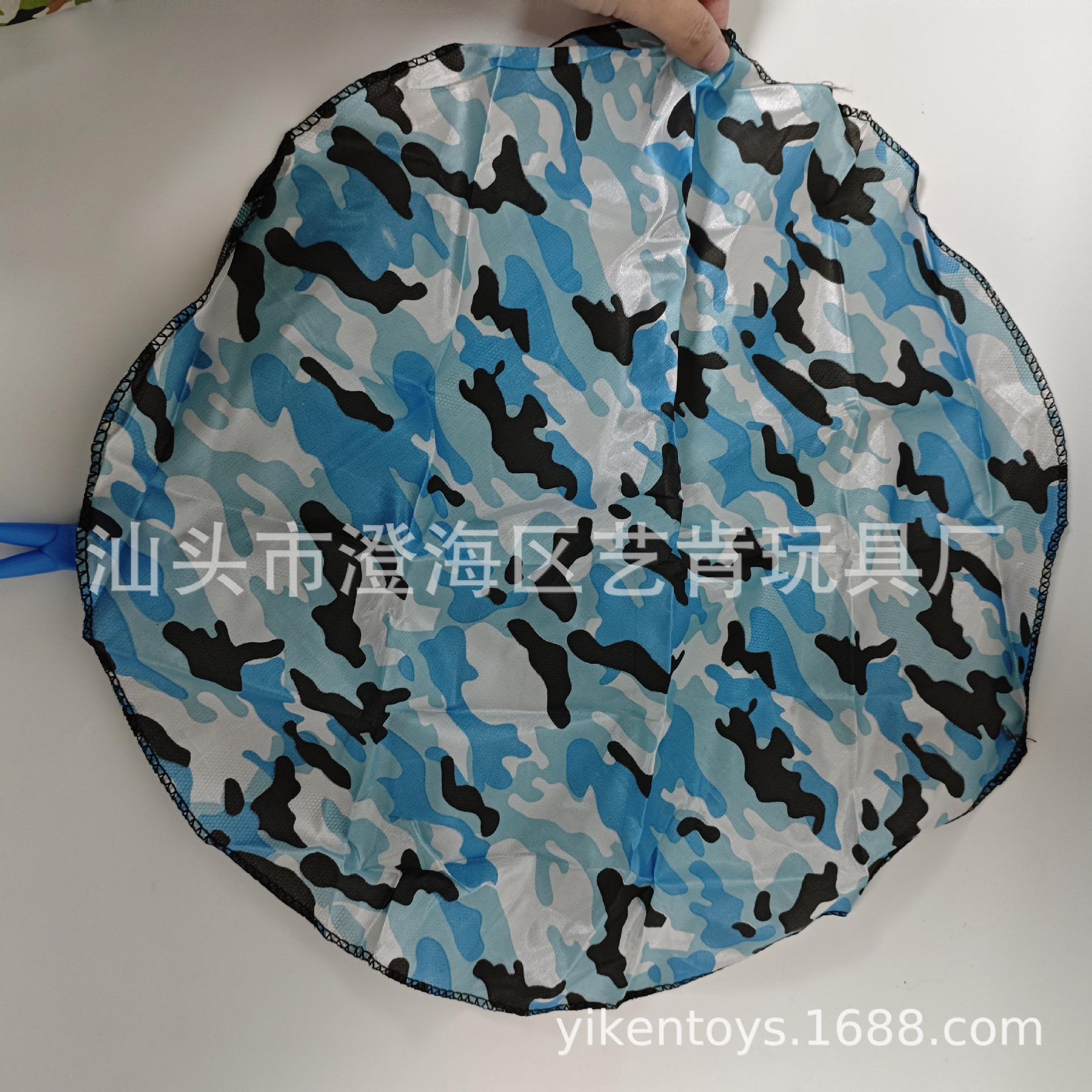 AK169347_558