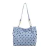 Bolso de hombro de lunares nuevo 2026, gran capacidad, adecuado para ir al trabajo, elegante y versátil, bolso tote casual para mujer