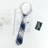 Corbata Estilo Japonés JK para Mujeres y Hombres, Accesorios de Uniforme de Camisa Estilo Universitario, Artículos Pequeños Perezosos Sin Corbata, Corbata a Cuadros para Uniforme Escolar de Estudiante