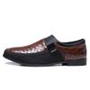Novos Sapatos de Couro Transfronteiriços para Homens, Sapatos Formais Slip-On da Moda para Homens de Negócios, Sapatos de Comércio Exterior para Homens, Sapatos de Outono e Inverno, Mocassins