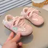 Zapatos para Niñas 2026 Primavera Nuevas Llegadas Moda Infantil Princesa Agande Zapatos de Entrenamiento Niñas Florales Suela Suave Zapatos Deportivos