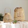 Bambú Ratán Retro Linterna de Viento Colgante de Mano Decorativa para Estancia en Casa al Aire Libre Adornos Candelabro Linterna de Palacio Accesorios de Fotografía